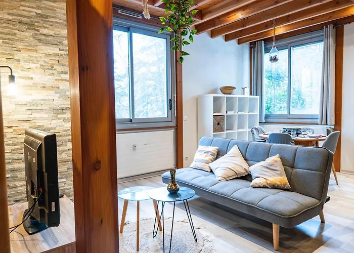 Le Parc D'or I Downtown I